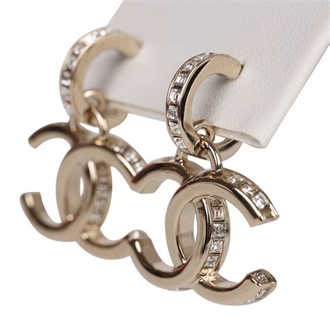 chanel earrings dangle cc